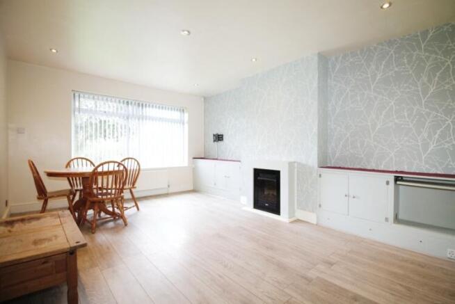 2 bed Bungalow to rent Image 4