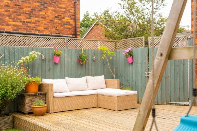 2 bed Semi-Detached for sale Image 8