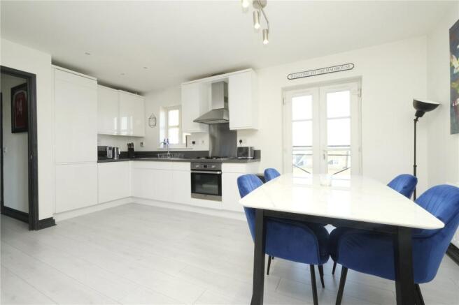 Kitchen/Dining Area