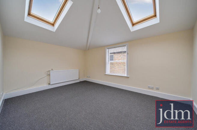 584d5f32-aeea-45d...