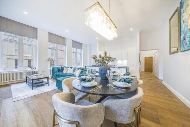 Living/Dining Area