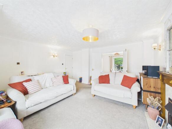 Blackthorn Close, Melbourne, DE73 8LY photo 4