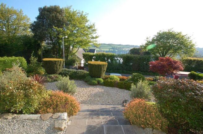Front gardens