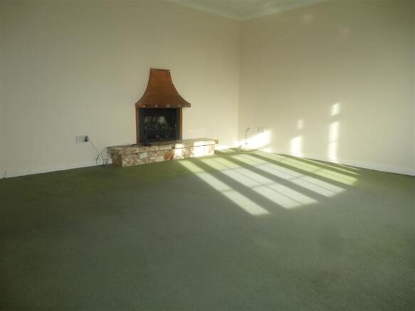 LIVING ROOM VIEW 2