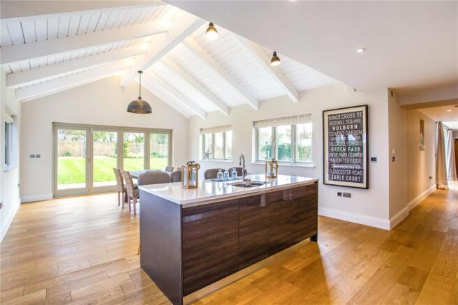 Kitchen/family Room