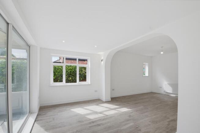 3 bed Bungalow for sale Image 7