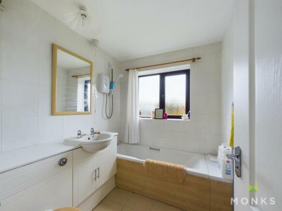 CAM01348G0-PR0171-STILL002.jpg