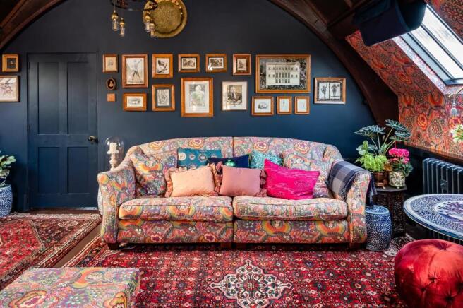 SITTING ROOM