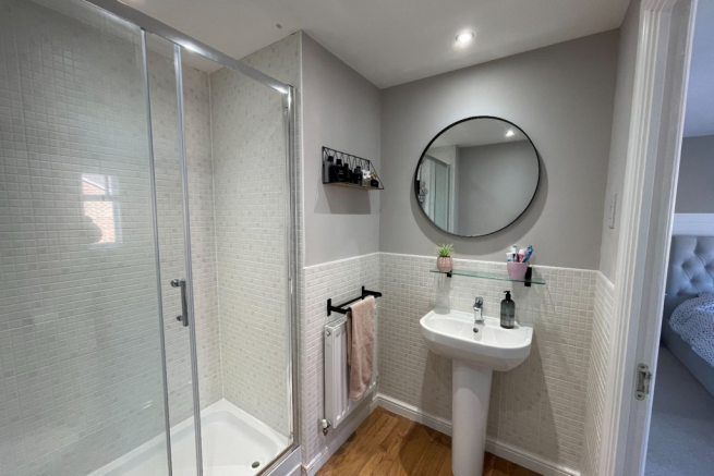 Master En-suite
