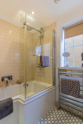 Cranbourne Way 22-3.jpg