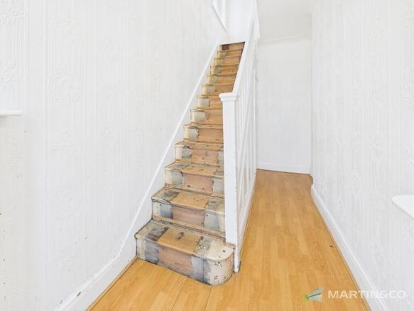 CAM02318G0-PR0498...