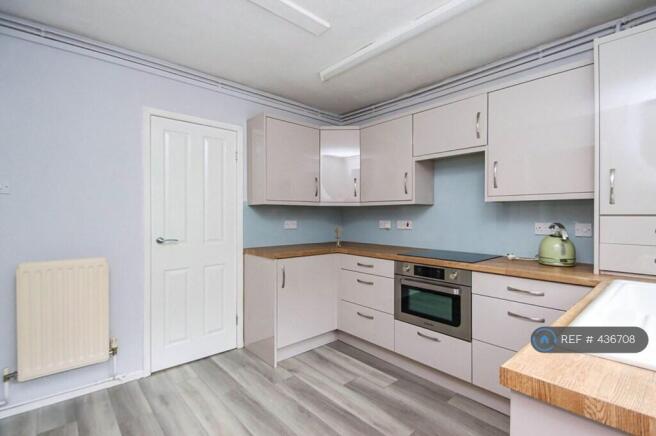 Kitchen 2 Walk In Cupboards