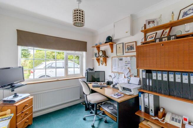 Bedroom 4/Study