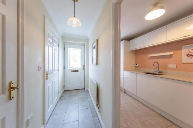 27 Gordale Close-014.jpg