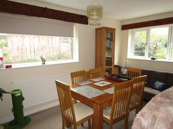 3 bed Bungalow for sale Image 5