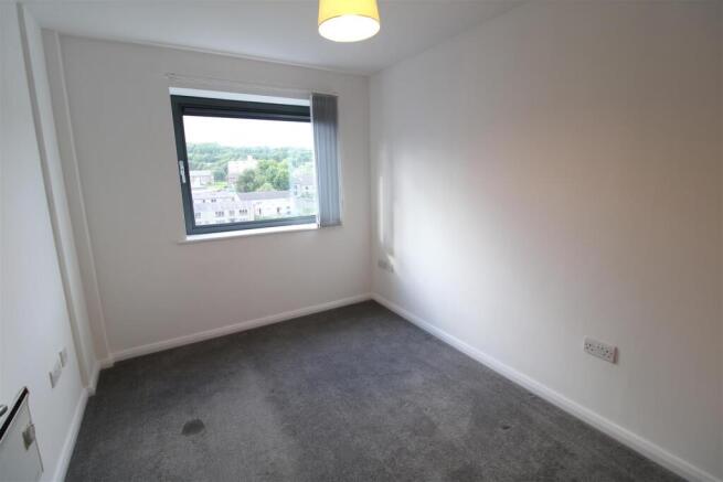 3 bed House to rent Image 7