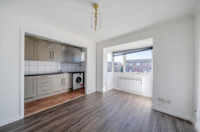 1 bed Flat for sale Image 8