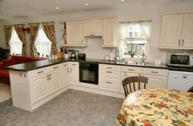 Open Plan Kitchen/Li