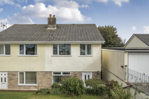 74, Park Way, St. Austell PL25 4HR