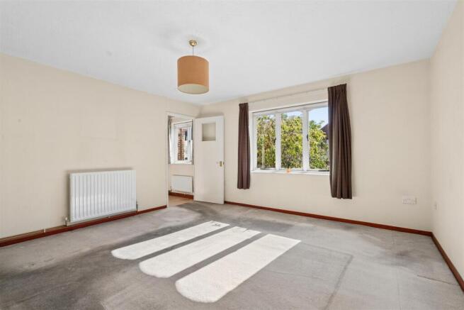 11 Cloisters House, Griffiths Road, SW19 1SS recep