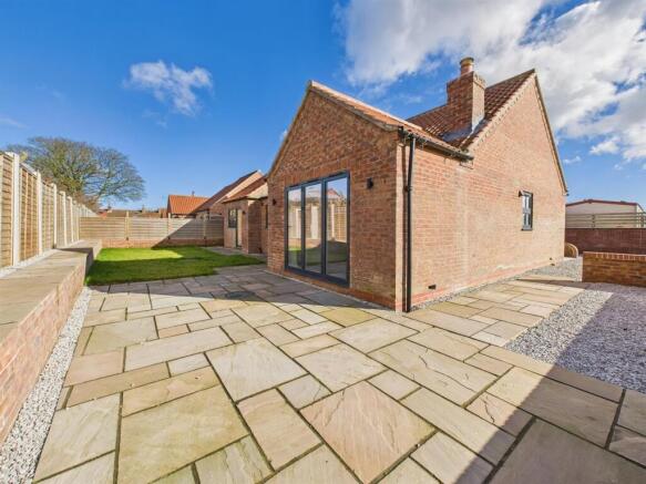 3 bed Detached Bungalow for sale Image 9