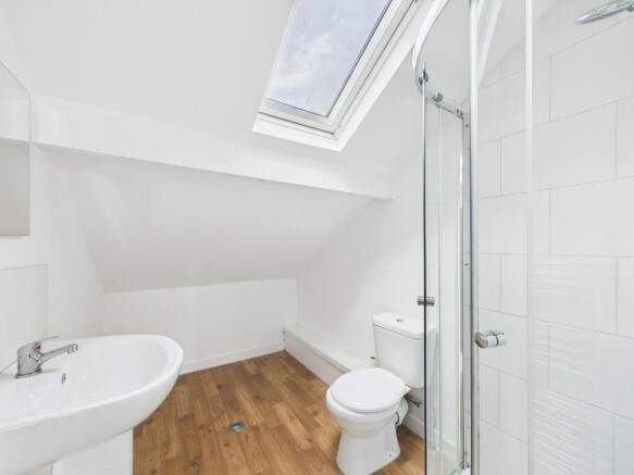 3 bed Terraced for sale Image 9