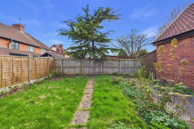 3 bed Detached for sale Image 6