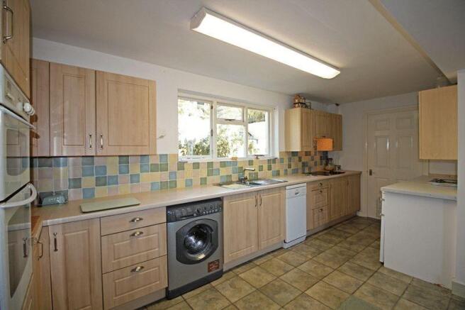 KITCHEN 2