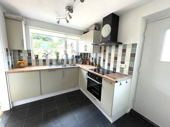 Kitchen Outlook
