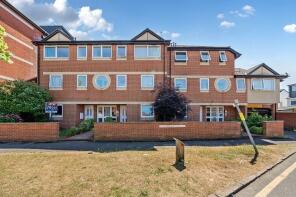 Flat 5, Chatham Court, Grove Close, Slough SL1 1QJ