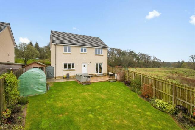 32 Wallace Crescent 29.jpg
