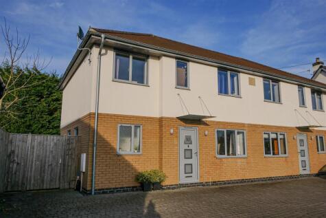 Henley Road, Shillingford