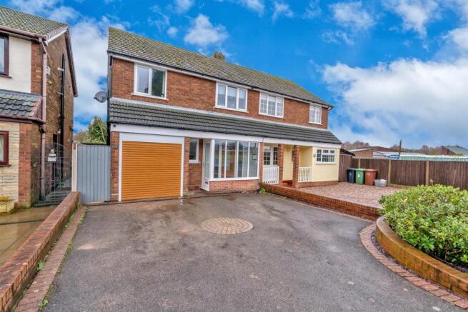 27, Narrow Lane, Brownhills, Walsall, Staffordshir