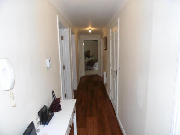 HALLWAY.JPG