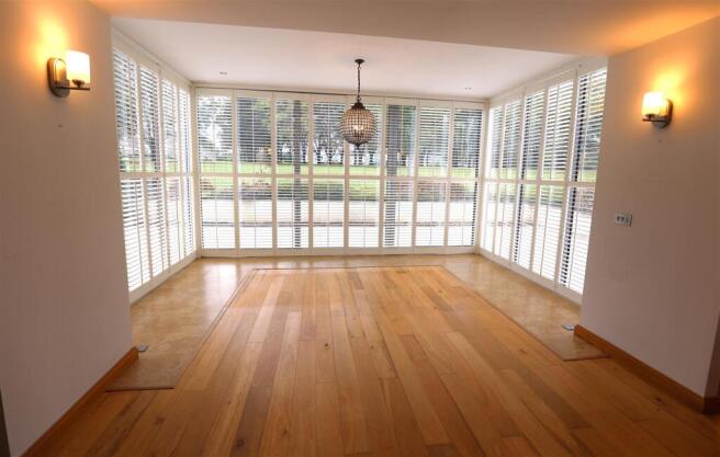 Dining area .JPG