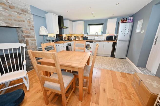 2 bed Cottage for sale Image 5