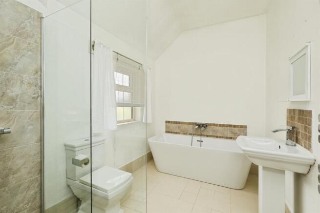 4 bed Character Property for sale Image 12