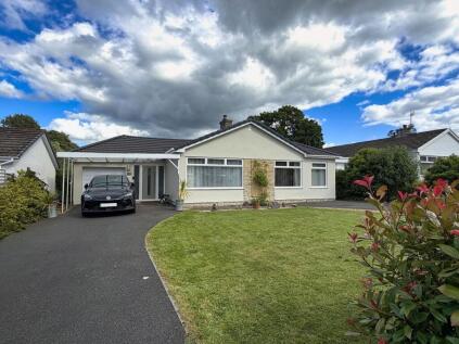 Beaufort Avenue, Llangattock, NP8