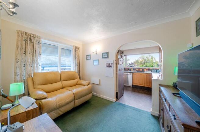 2 bed Detached for sale Image 5
