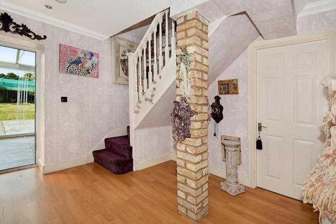 Photo 8