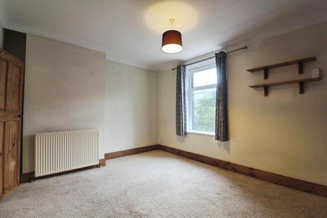 3 bed Terraced for sale Image 9