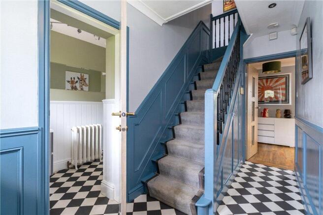 4 bed Semi-Detached for sale Image 9