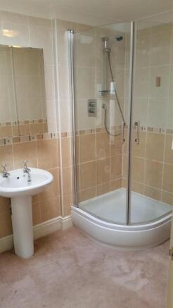 En-suite Bathroom