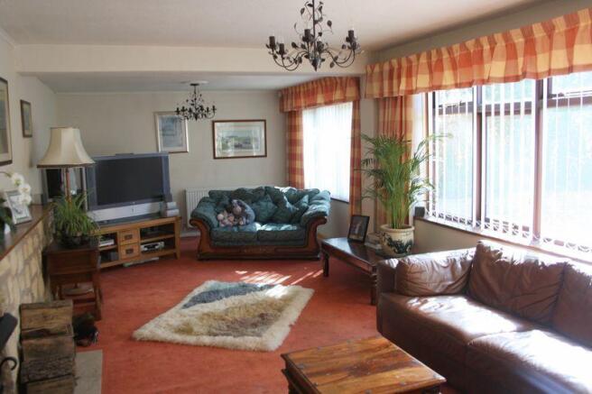 Lounge 2