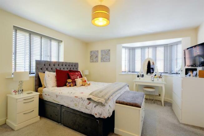 Bedroom 1_1.jpeg