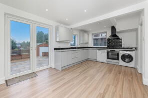 101, Knightsway, Whitkirk, Leeds LS15 7BL