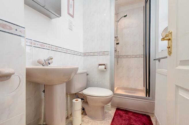 Bedroom 2 Ensuite