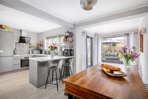 Long Reach Road, Cambridge, CB4