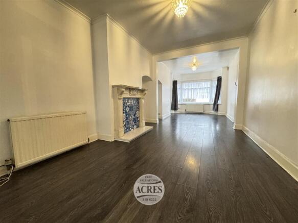 IMG_9895 (Large).jpg