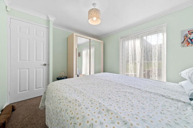 3 bed Detached Bungalow for sale Image 11